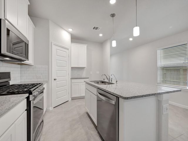 18738 Timber Glen Drive, Conroe, TX 77316