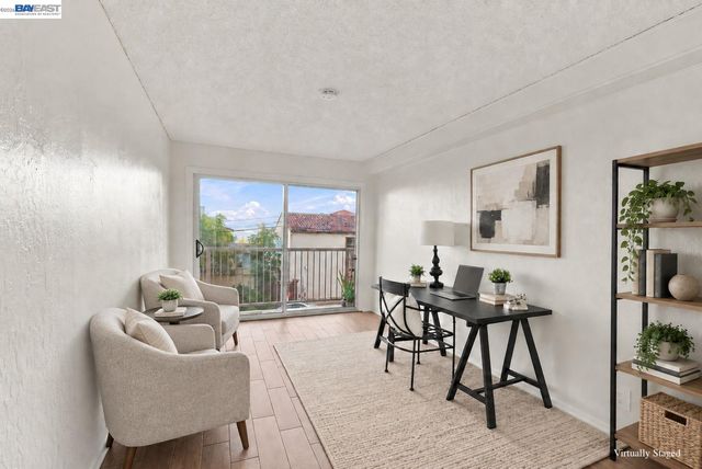 2 Panoramic Way 105, Berkeley, CA 94704