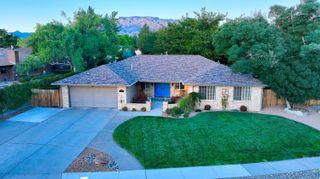 6018 MADRE Court NE, Albuquerque, NM 87111