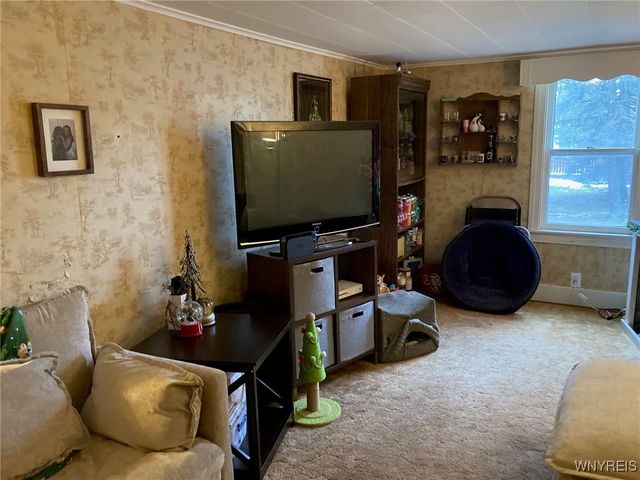 5831 Shawnee Road, Cambria, NY 14132