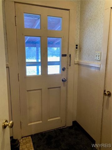 5831 Shawnee Road, Cambria, NY 14132