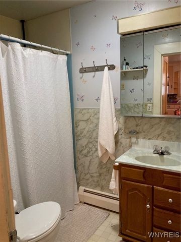 5831 Shawnee Road, Cambria, NY 14132