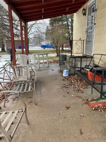 5831 Shawnee Road, Cambria, NY 14132