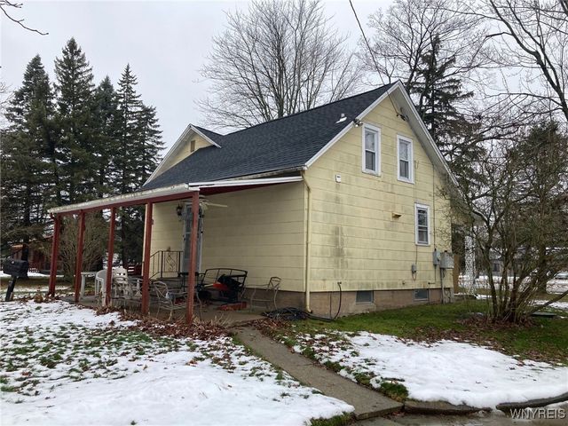 5831 Shawnee Road, Cambria, NY 14132