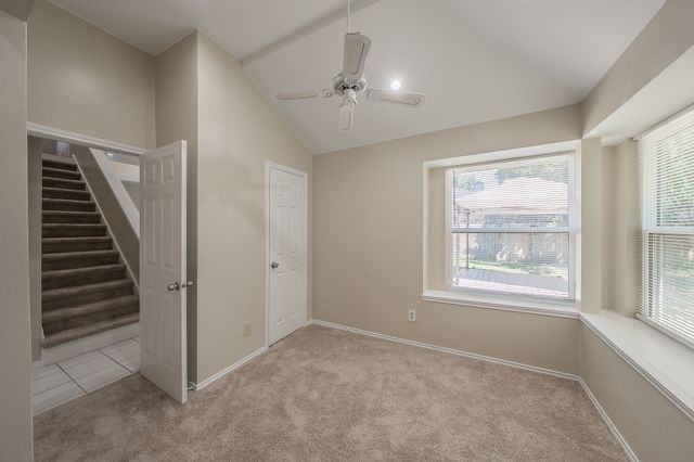 829 Brentwood Drive, Grand Prairie, TX 75052