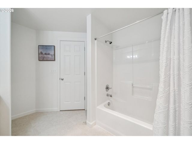 770 Nw 185TH Ave 308, Beaverton, OR 97006