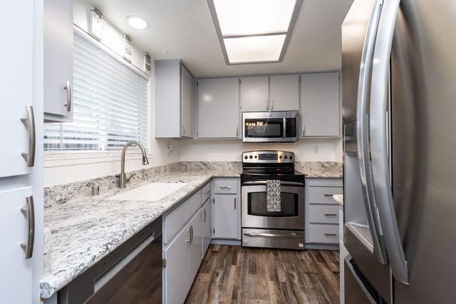 4448 Garbo Way, Antelope, CA 95843