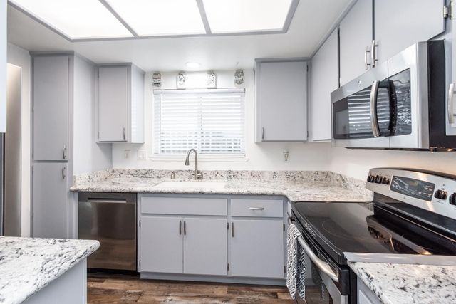 4448 Garbo Way, Antelope, CA 95843