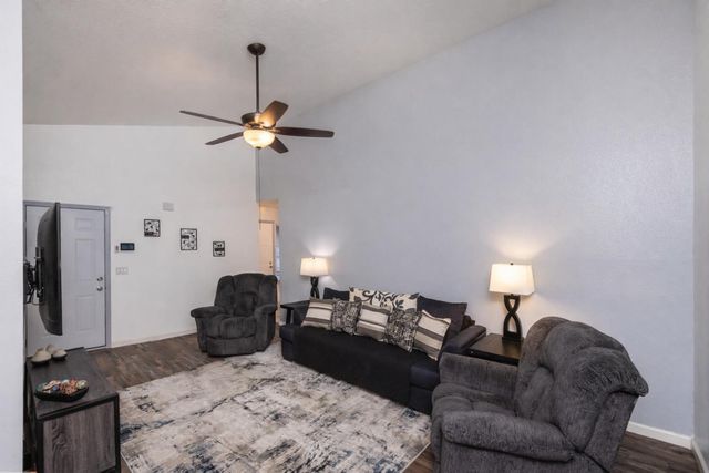 4448 Garbo Way, Antelope, CA 95843