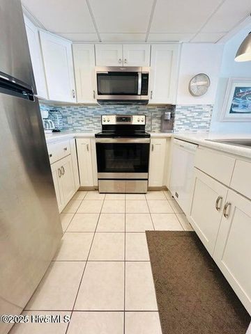 2000 New River Inlet Road 2309, North Topsail Beach, NC 28460