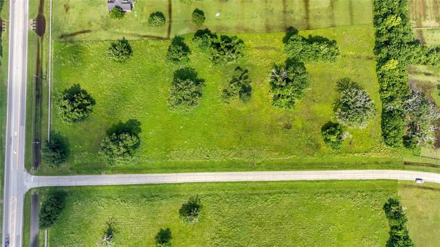 1011 W Fm 1462, Rosharon, TX 77583
