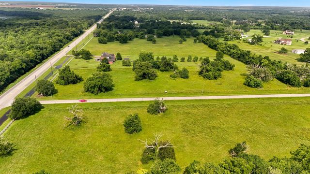 1011 W Fm 1462, Rosharon, TX 77583