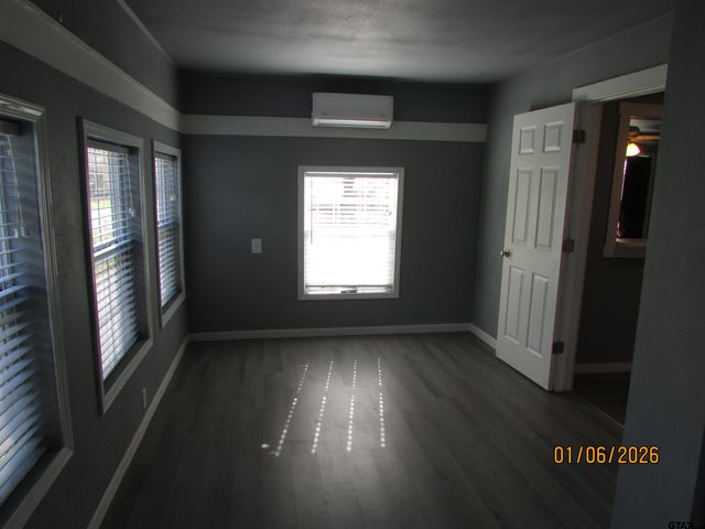 11395 LOOP 60, Larue, TX 75770