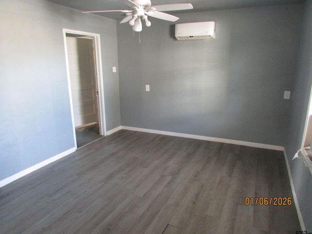 11395 LOOP 60, Larue, TX 75770