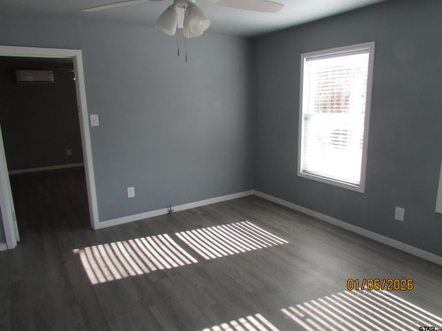 11395 LOOP 60, Larue, TX 75770