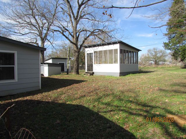 11395 LOOP 60, Larue, TX 75770