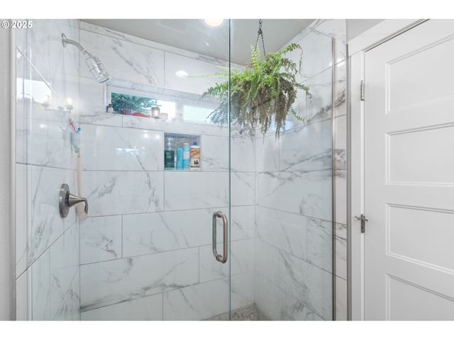 8610 Ne 70TH Cir, Vancouver, WA 98662