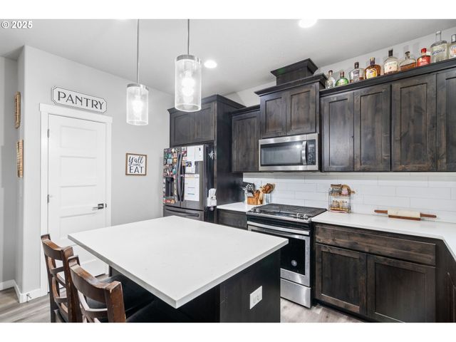 8610 Ne 70TH Cir, Vancouver, WA 98662