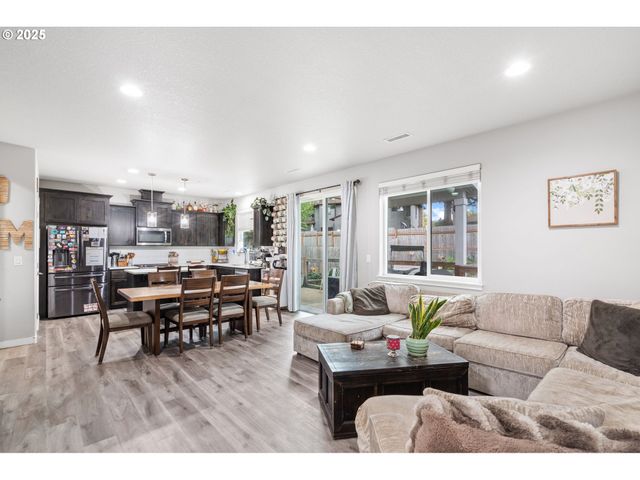 8610 Ne 70TH Cir, Vancouver, WA 98662