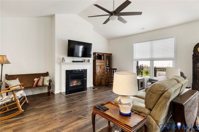 12900 Craftsbury Ct, Midlothian, VA 23112