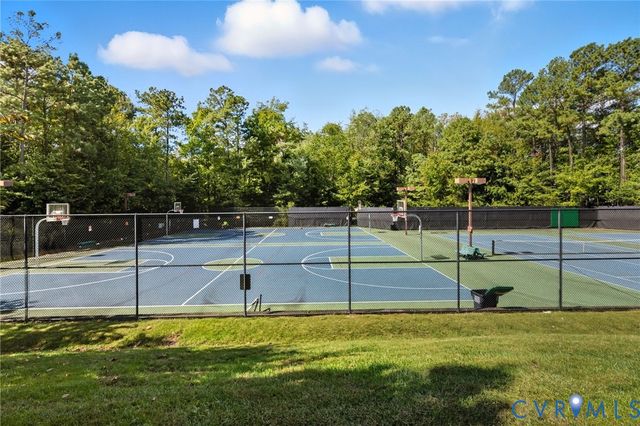 12900 Craftsbury Ct, Midlothian, VA 23112