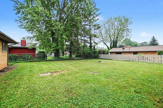 5205 Faircrest Lane, Saginaw, MI 48638
