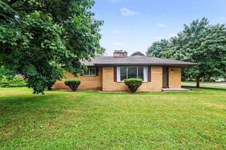 5205 Faircrest Lane, Saginaw, MI 48638