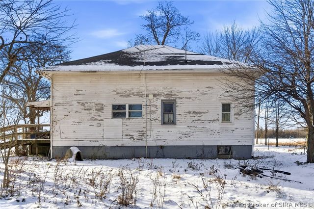 7945 S Saluda Paynesville Road, Hanover, IN 47243