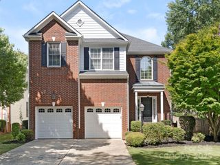2021 Sablewood Drive, Charlotte, NC 28205