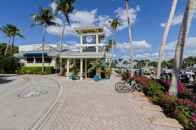 3281 Crossings CT 101, Bonita Springs, FL 34134