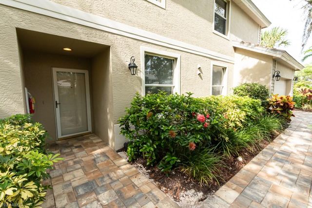 3281 Crossings CT 101, Bonita Springs, FL 34134