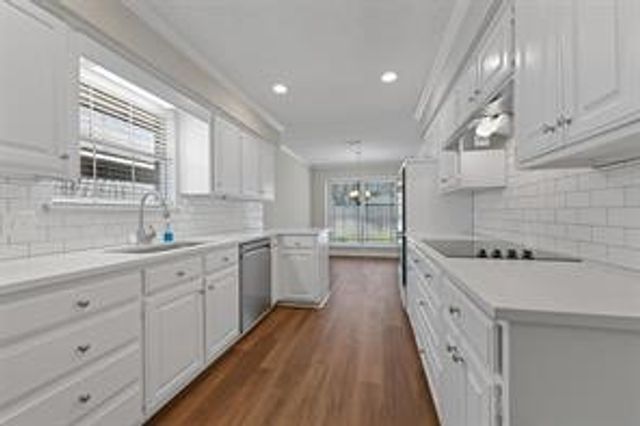 3904 Blue Pond Circle, Fort Worth, TX 76123