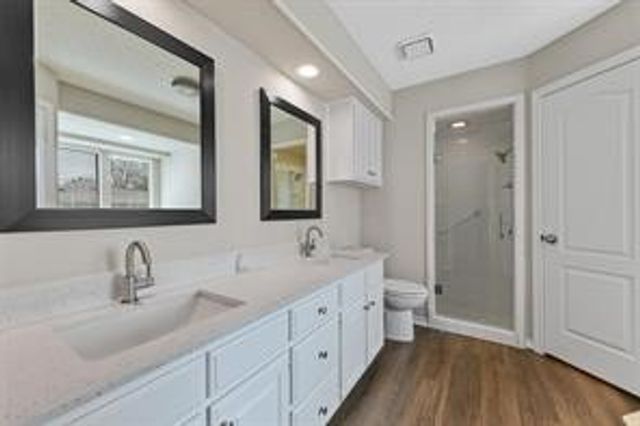 3904 Blue Pond Circle, Fort Worth, TX 76123