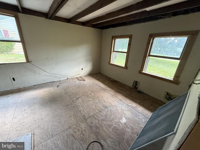 155 SILVER LAKE RD, Bridgeton, NJ 08302