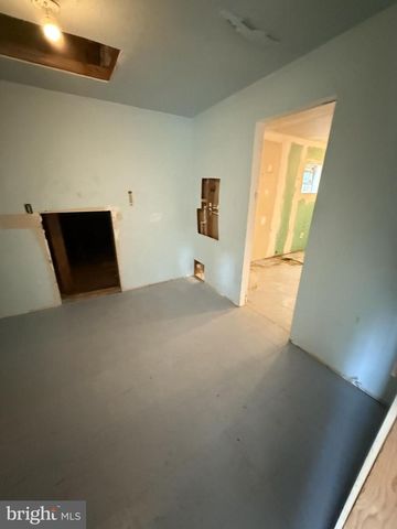 155 SILVER LAKE RD, Bridgeton, NJ 08302