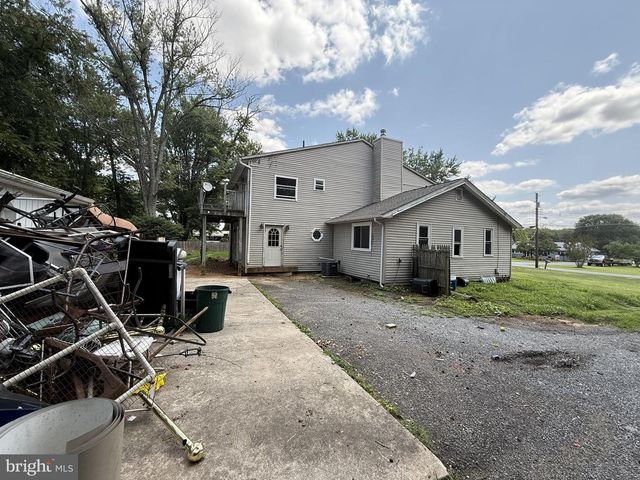 155 SILVER LAKE RD, Bridgeton, NJ 08302