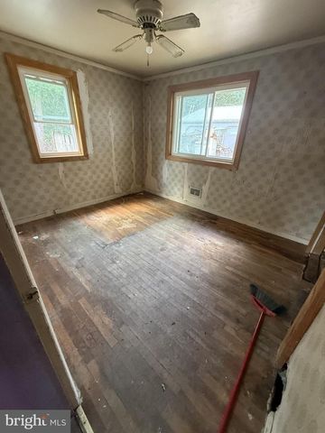 155 SILVER LAKE RD, Bridgeton, NJ 08302