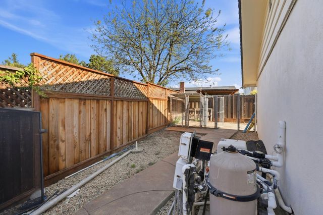 7611 Westwood Drive, Gilroy, CA 95020