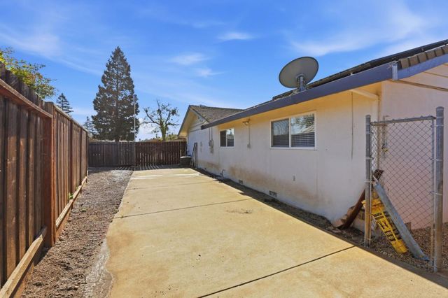 7611 Westwood Drive, Gilroy, CA 95020
