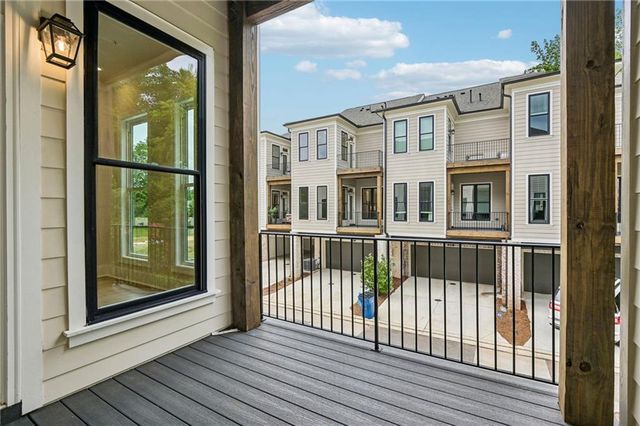 210 Midnight Oak Run 3, Alpharetta, GA 30009