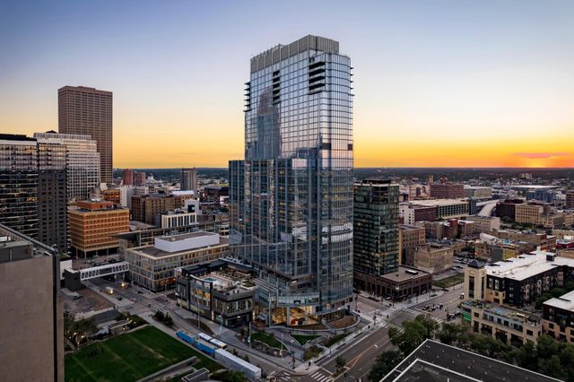 255 Hennepin Avenue 3601, Minneapolis, MN 55401