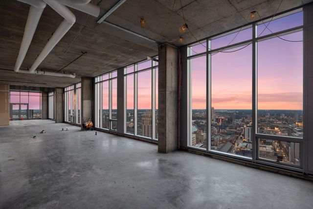 255 Hennepin Avenue 3601, Minneapolis, MN 55401