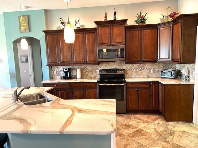 11721 SCENIC HILLS BOULEVARD, Hudson, FL 34667