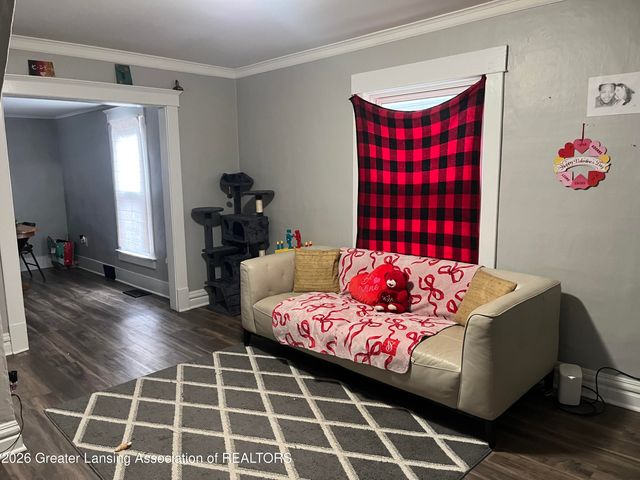 1601 Bailey Street, Lansing, MI 48910