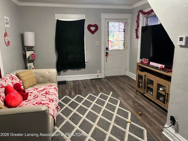 1601 Bailey Street, Lansing, MI 48910