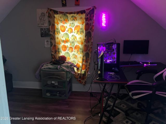 1601 Bailey Street, Lansing, MI 48910