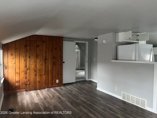 1601 Bailey Street, Lansing, MI 48910