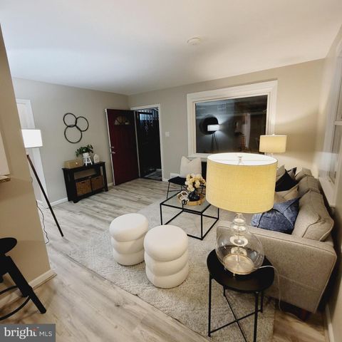 6206 ATWOOD ST, District Heights, MD 20747