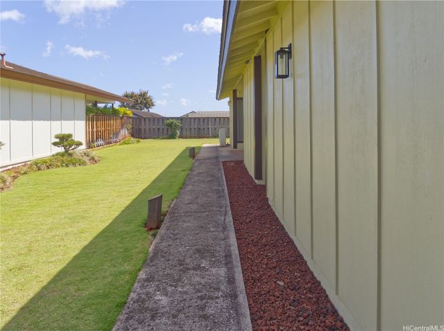 94-1115 Pulai Street, Waipahu, HI 96797