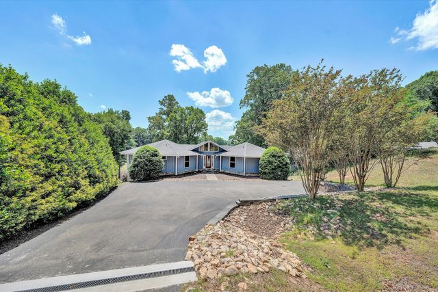 207 Winding WAY, Union Hall, VA 24176